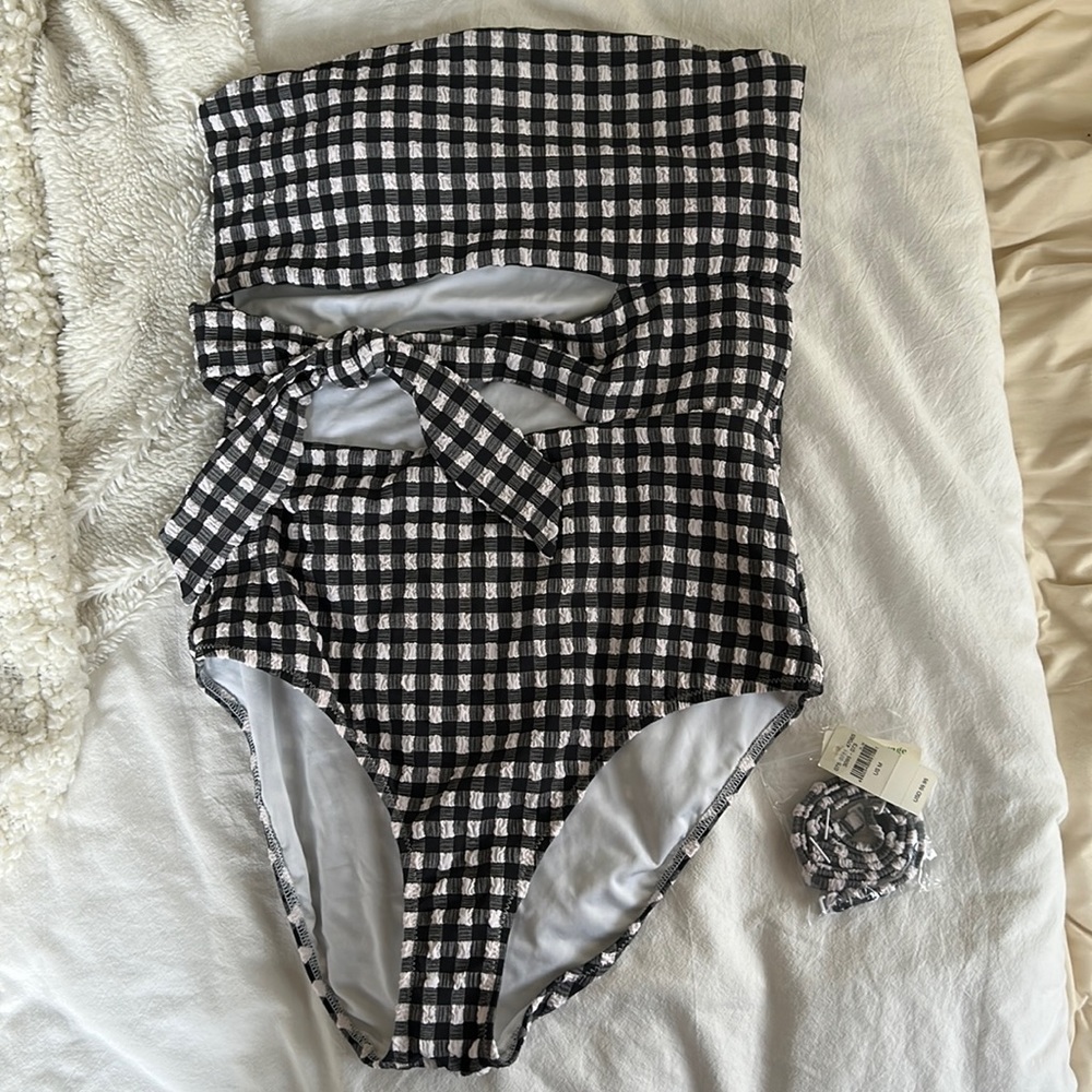Cutout one piece bathing suit